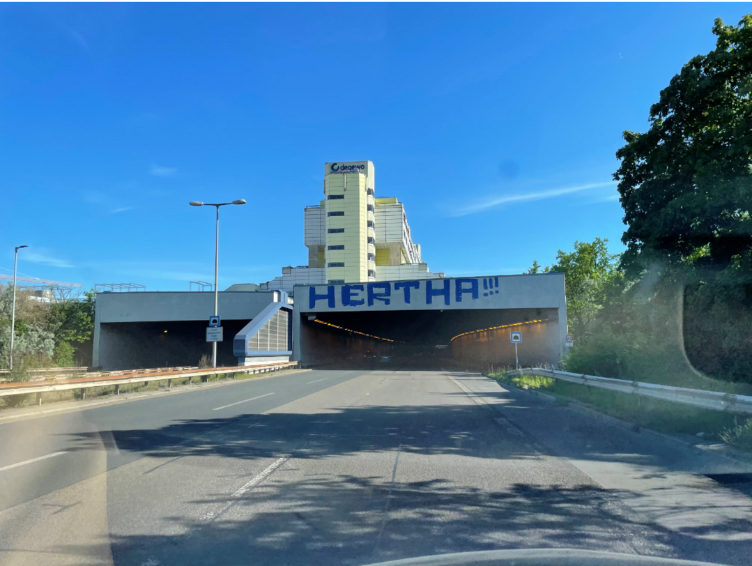 Wohnmaschine Schlangenbader Straße